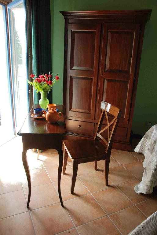 B&B La Casa Di Trizzi Como Quarto foto